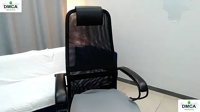 pion_01 - Pion_01's free webcam - UK Sex Cams