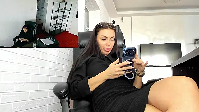 anna_nobel (Ask my age) - Risky orgasm @office!dont make me scream
