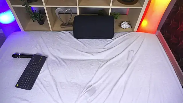 RaquelLust live sex cam