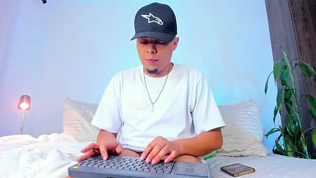 randdy_333 - Randdy_333's free webcam - UK Sex Cams