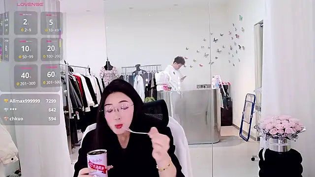 美女yangyang-777在线直播