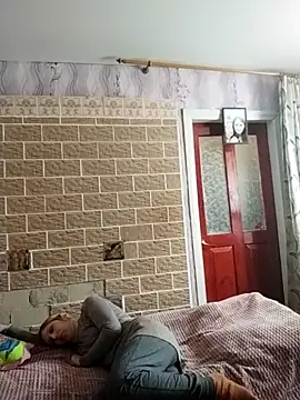 Webcam Model (Ponka2011)  is live.Free join now!