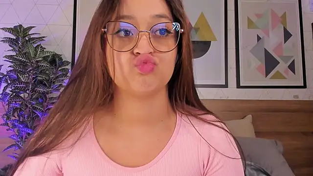 miakay1 (F teen) - Take off panty, spread my ass, rub me🍑