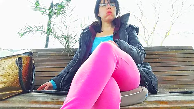 PublicBigLabia webcam