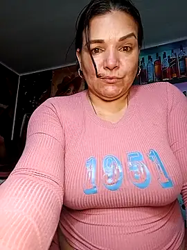 Webcam Model (Zuleyka_69)  is live.Free join now!