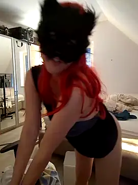 spritzmaus (F milf) - LT Surprise