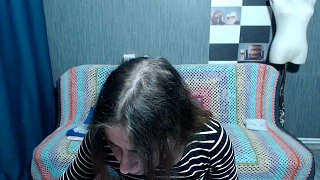 pa1e_pr1ncess (F young) - For a new power unit