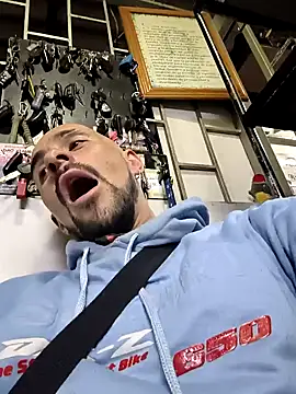 fire_menxxx001 webcam