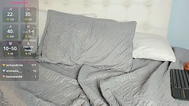 chloe_rose_1 - Chloe_rose_1's free webcam - UK Sex Cams