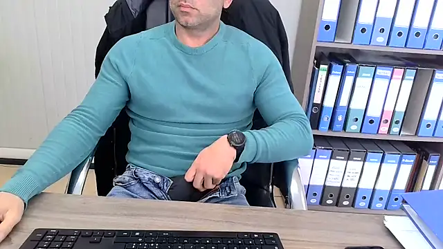 Evasionee live sex cam