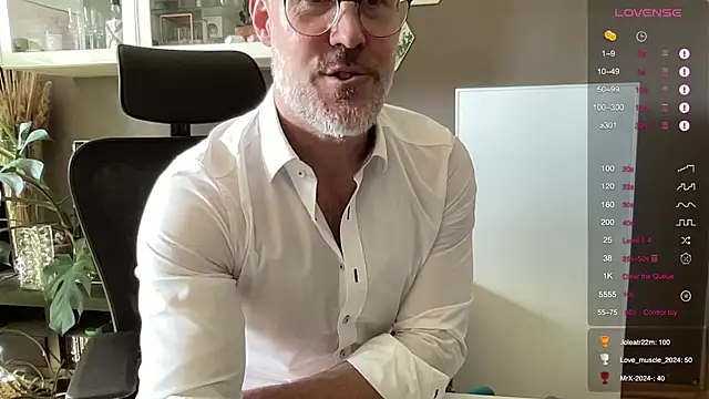 the_new_fit_rubinho - The_new_fit_rubinho's free webcam - UK Sex Cams