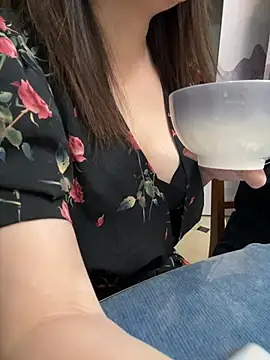 lola666999 - Lola666999's free webcam - UK Sex Cams