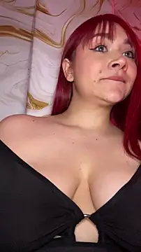 sweetlittlered - SweetLittleRed's free webcam - UK Sex Cams