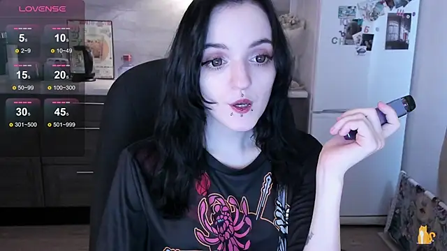 linaa__tyaan - Linaa__tyaan's free webcam - UK Sex Cams