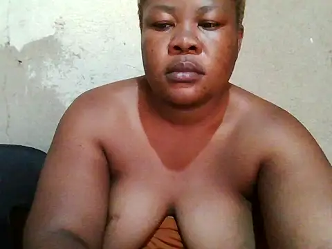 bustyass93 - Bustyass93's free webcam - UK Sex Cams