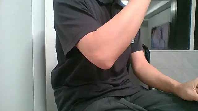 nole_china7 (Ask my age) - talk / fun / cum