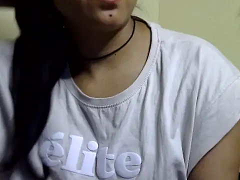 Priyanka_Chopr live sex cam