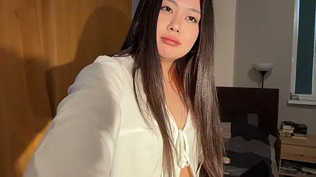 yukilian (F young) - Show my legs, caress them