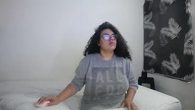 mabigomez00 (F young) - OIL IN TITS/OIL IN ASS