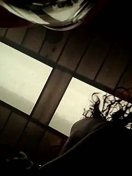 Webcam Model (Scarlet_curly8a)  is live.Free join now!