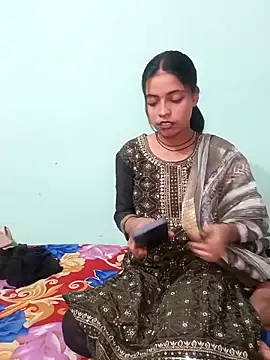 18_year_old_girl - 18_year_old_girl's free webcam - UK Sex Cams