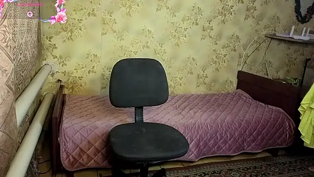 QutieDaSweet live sex cam