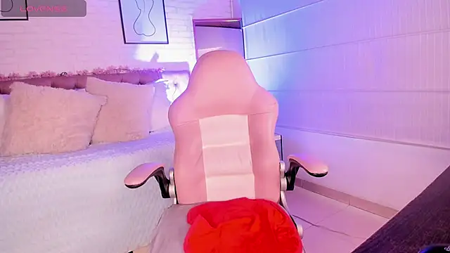 _abby_23_ - _Abby_23_'s free webcam - UK Sex Cams