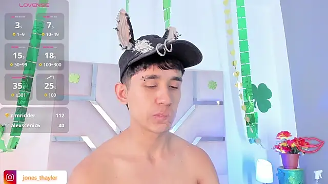 thayler_jones - Thayler_jones's free webcam - UK Sex Cams