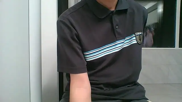 nole_china7 (Ask my age) - talk / fun / cum