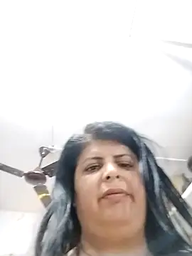 Webcam Model (Jann_Riya333)  is live.Free join now!