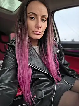 AnnaMaria- live sex cam