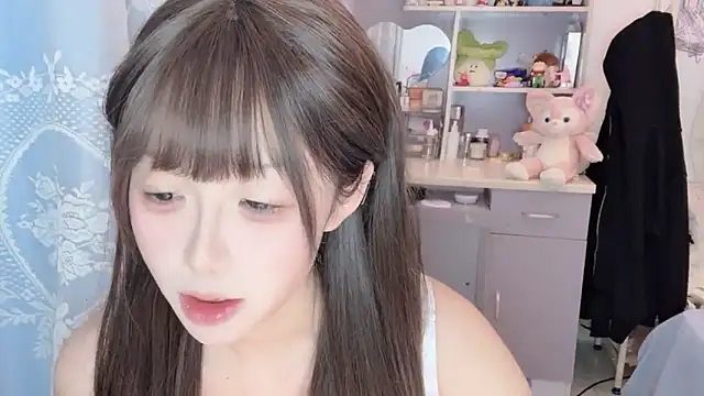 美女-peony-在线直播