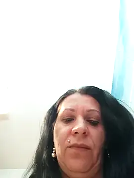 SugarDiamonds live cam profile