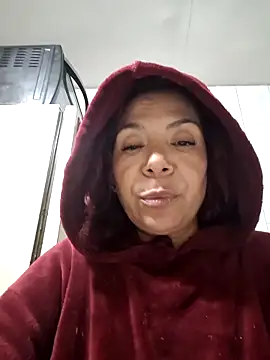 Webcam Model (Scarlet_curly8a)  is live.Free join now!