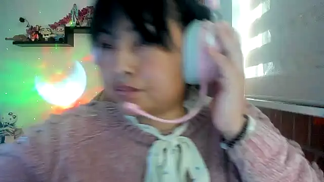 shaddycute_ (F milf) - MAKE ME HAPPY WITH LOTS OF LOVE 💙