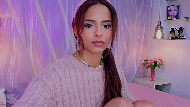 emmycortez (F young) - Rub my nipples 🍒🔥