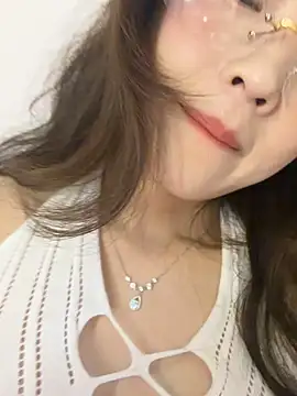 美女meimei_x在线直播