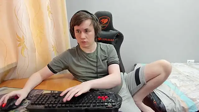 iliaskrislove live sex cam