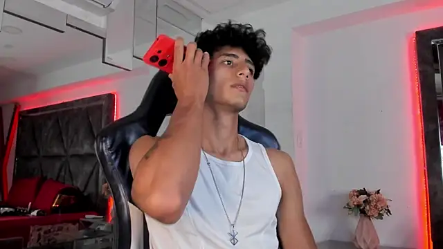 maxiimoromano_ (M young) - Kiss me Maximo, you are amazing