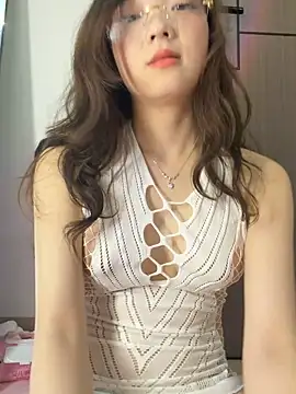 美女meimei_x在线直播