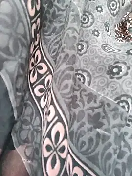 queen_chayna - Queen_chayna's free webcam - UK Sex Cams