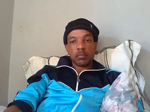 lavelle26 - Lavelle26's free webcam - UK Sex Cams