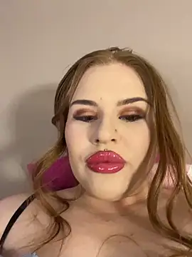 redfoxqueen - RedFoxQueen's free webcam - UK Sex Cams