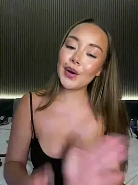 mayakitsune69 - Mayakitsune69's free webcam - UK Sex Cams