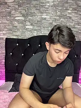 noah_ledom - Noah_ledom's free webcam - UK Sex Cams