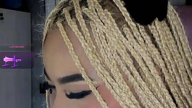 conny__curly - Conny__curly's free webcam - UK Sex Cams