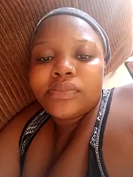 queennapal live webcam show