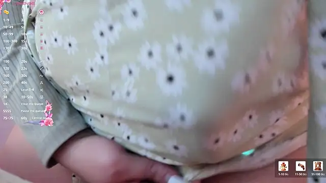 sweet_alicee__ - Sweet_Alicee__'s free webcam - UK Sex Cams