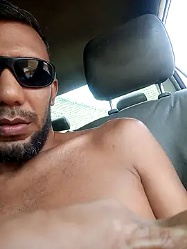 unreadychutzpa - UnreadyChutzpa's free webcam - UK Sex Cams