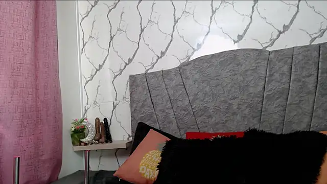 violetta-hot - VIOLETTA-HOT's free webcam